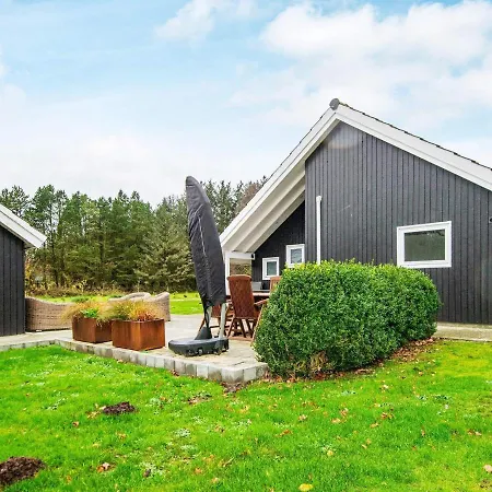4 Star Holiday In Oksb L Oksbol (Syddanmark)